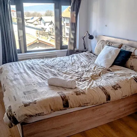Apartment Modern & Cozy 2-br